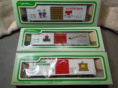 Bevel Holiday / Christmas HO Train 3pc lot box car NIB Season greetings