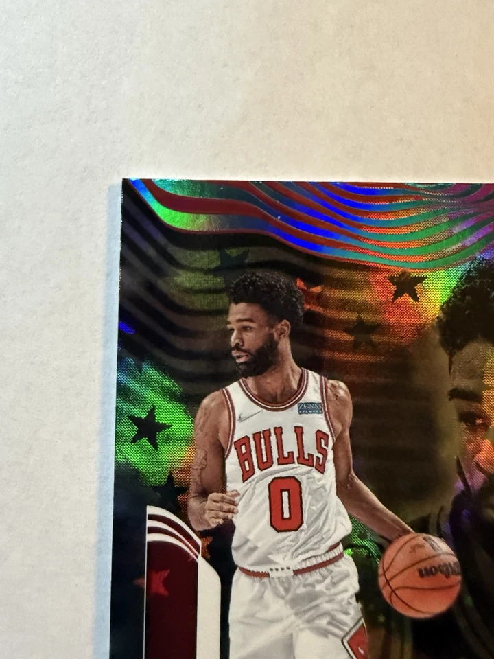 2021-22 Panini Illusions - Coby White #39 Trophy Collection Starlight Foto 2 de 4