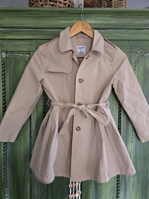 Girls Size 10 Mayoral Tan Colored Trench Coat With Belt And Pockets