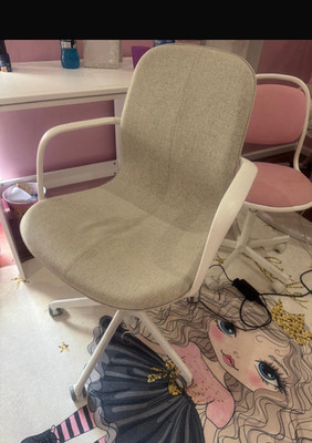 IKEA LÅNGFJÄLL Büro-Drehstuhl gepolstert Stoff mit Armlehnen, 5 Rollen