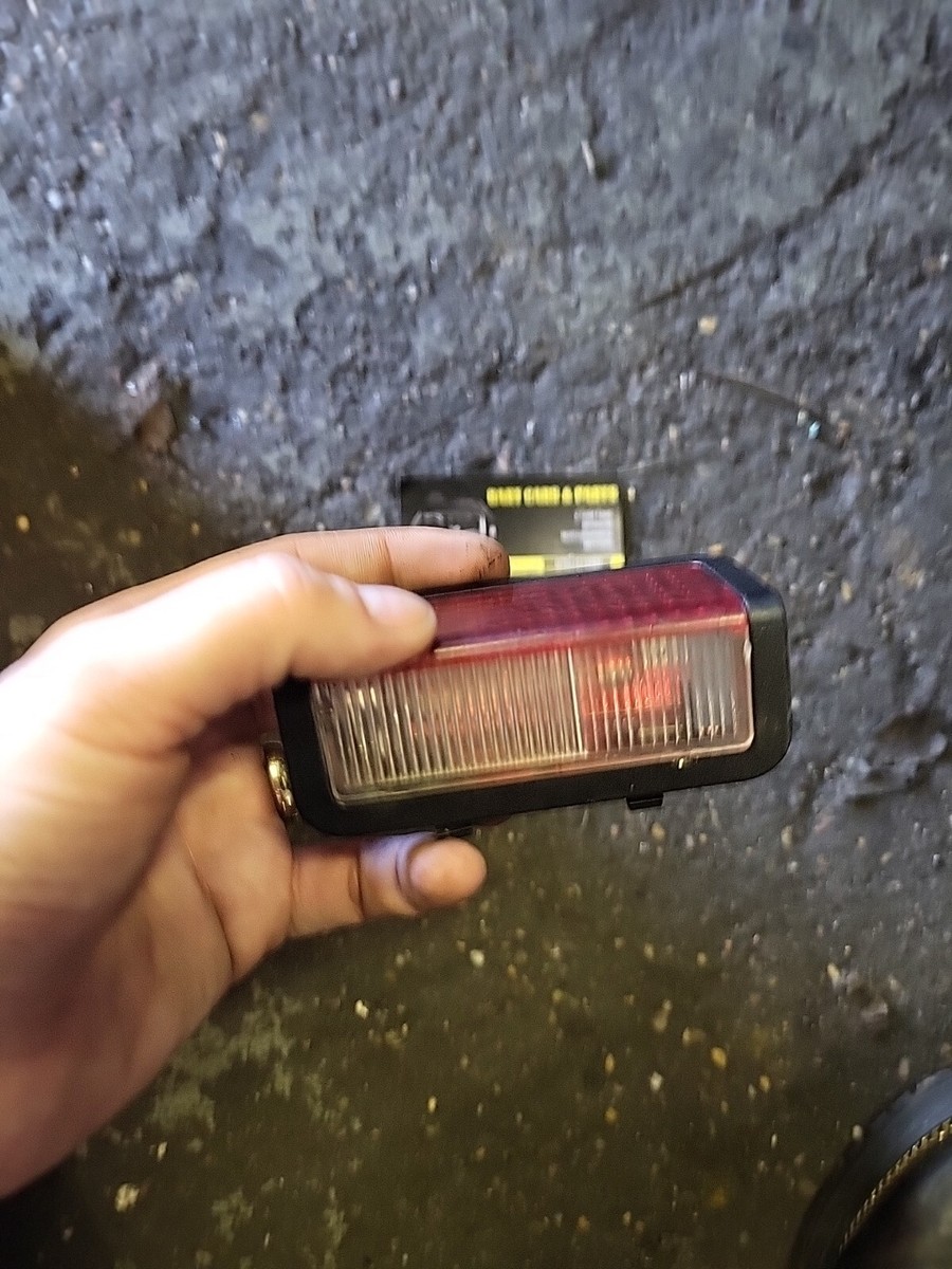 BMW 5 SERIES F10 INTERIOR BOOT COURTESY LIGHT ESTATE 6962569 2005  