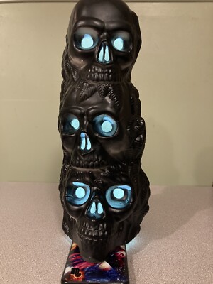 Ceramic 3 Skull Stack Totem Mold Painted Halloween Decor 12'' Tall Made for Light