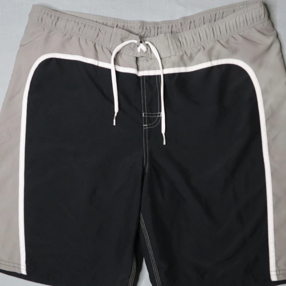 Bermuda de natação masculina vintage Nike XL 38 preta cinza etiqueta prata anos 90 bloco colorido Y2K - Imagem 2 de 4