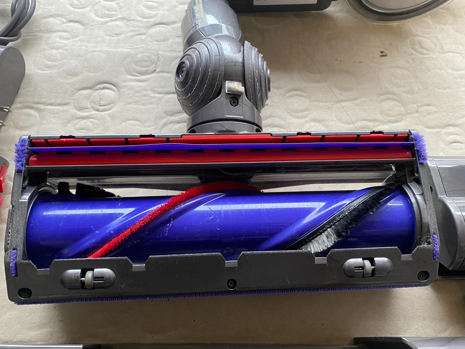 Tested Dyson V8 Animal+ Cordless Stick Vacuum with 7 Tools FULL SET 1 CLEANED eBay