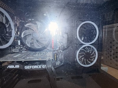 CyberPower- Intel i5-10600KF- 16GB Ram- NVIDIA GTX 1660 SUPER- 1TB HDD+240GB SSD