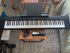 Yamaha NP-30 88-Key Keyboard Graded/Hammer, Speakers, PSU, Pedal, Gig Bag