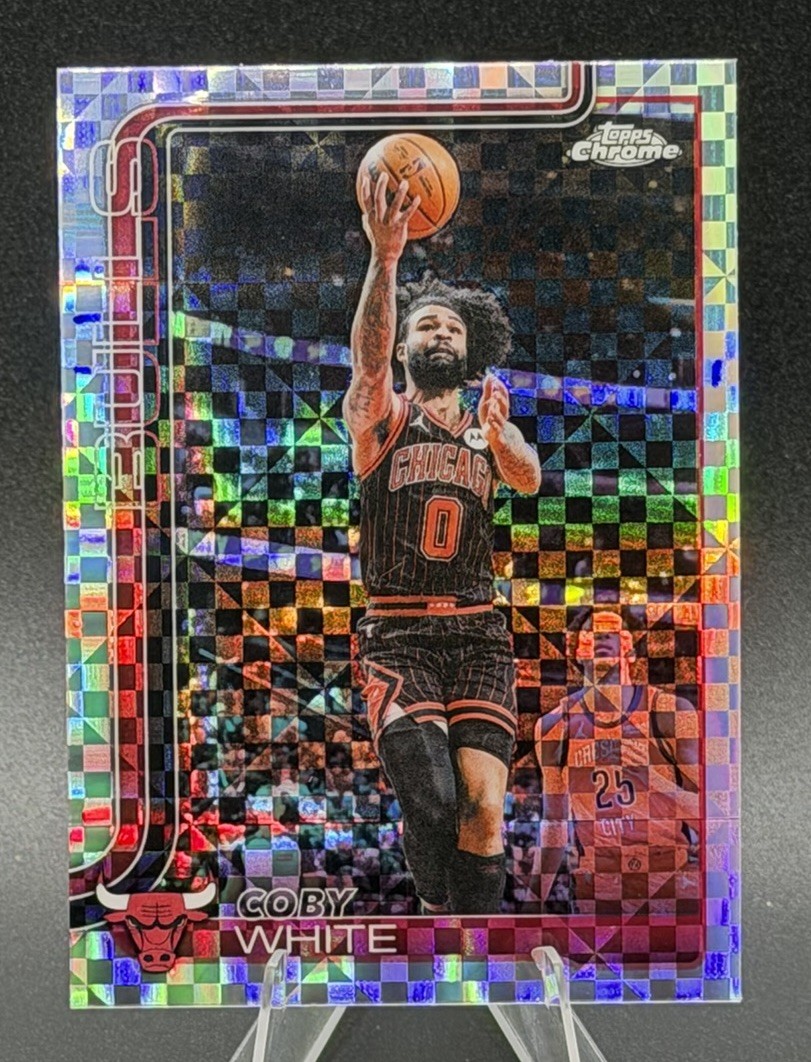 COBY WHITE 2025-26 TOPPS CHROME X-FRACTOR #80 BULLS