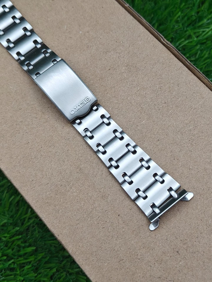 Vintage Seiko Bruce Lee 20mm Bracelet Rail Road SS 6139-6017 6139-6011 6139-6019 - Image 3 of 4