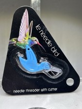 Vintage Le Needle Bird Needle Threader Cutter ~ Sewing Notion ~ New Old Stock