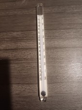 Darkroom / photographic thermometer. In F C. Approx. 6 inches long