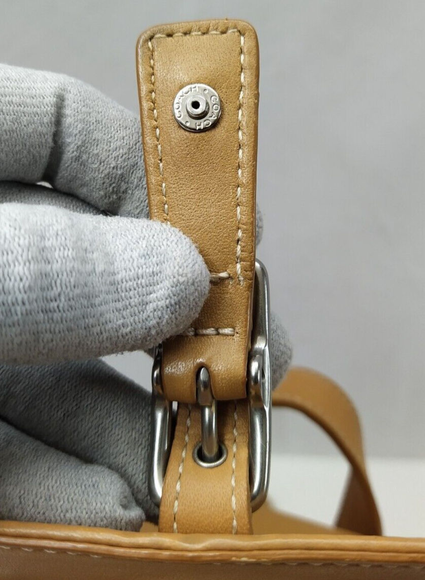 Coach Brown Tan Leather Drawstring Buckle Flap Closure Backpack - Vintage Coach Brown Tan Leather Drawstring Buckle Flap Closure  main image 2