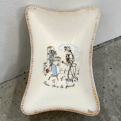 White Milk Glass Couple Paris Under The Lantern Open Salt Cellar Trinket Dish