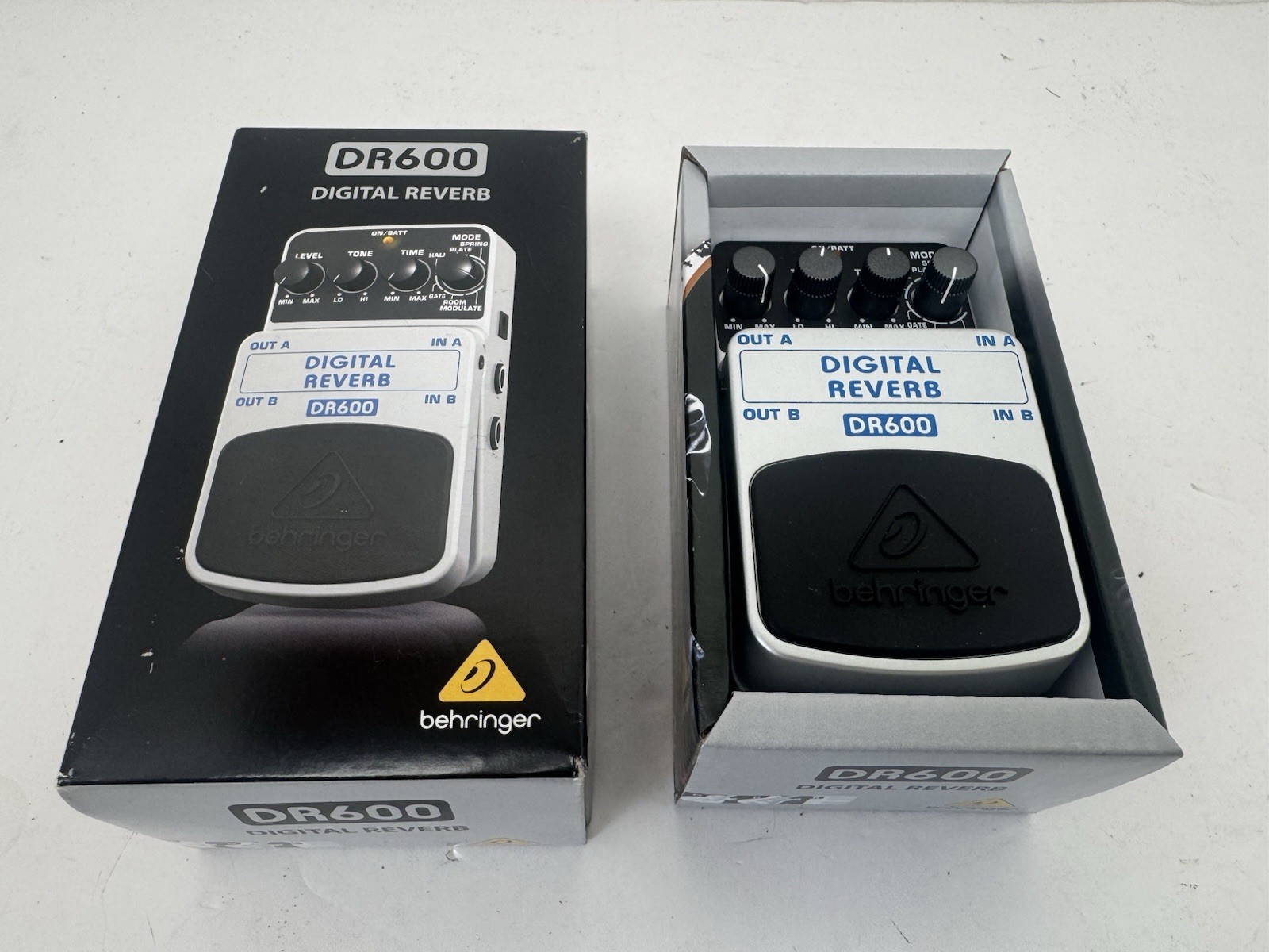 Behringer DR600 digital stereo reverb guitar effects foot pedal Unused Boxed