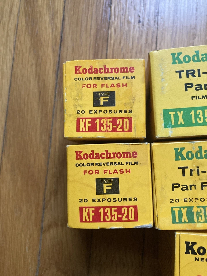Lote 13 películas infrarrojas Kodak Tri-X vintage caducadas TX KF EH E IE C135-20 años 50-60 Foto 2 de 4