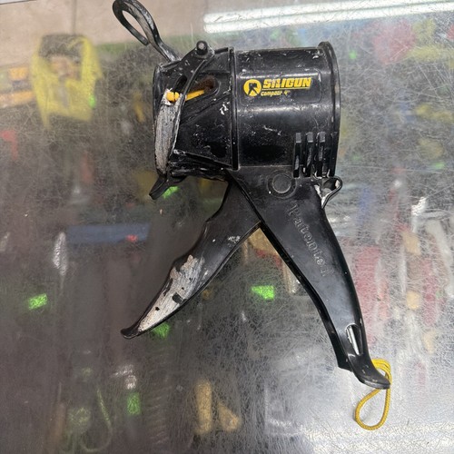 Siligun Compact 4 Anti Drip Caulking Gun 4" Total Length For 10oz Tubes