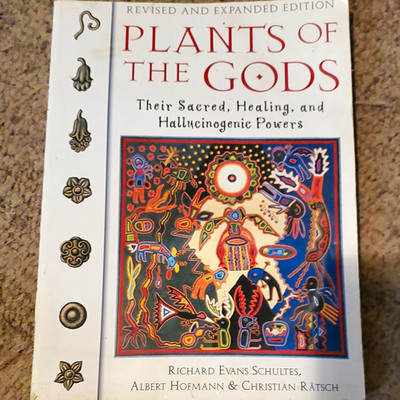 Plants of the Gods PB Schultes Hofmann Rätsch 2001 Revised Expanded Illustrated