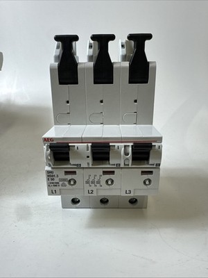 AEG Hauptleitungsschutzschalter HS91.3E50SAV SHU 25kA E50A 3x1pol.