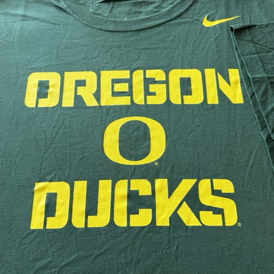 #ad Oregon Ducks VINTAGE Men’s T Shirt 3XL Reg. Fit NCAA Nike never worn $19.00