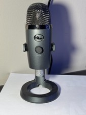 BLUE YETI MICROPHONE A00136 P24004329