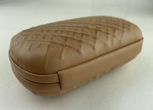 Bottega Veneta Beige Tan Neutral Knot Clutch Cross Cross Lines Pouch Bag RARE - Picture 3 of 10