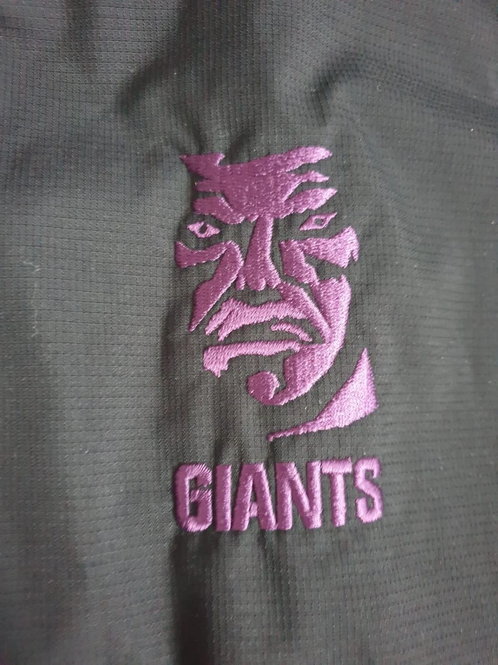 Huddersfield Giants Jacket Shell Coat Playerlayer Back Spellout Size XL mens - Image 3 of 4