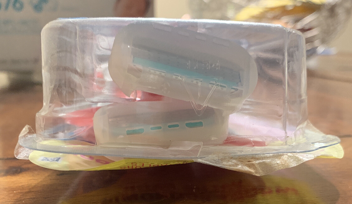 Gillette Venus Sensitive Women's Disposable Razors 6 Pack 885462461732 eBay