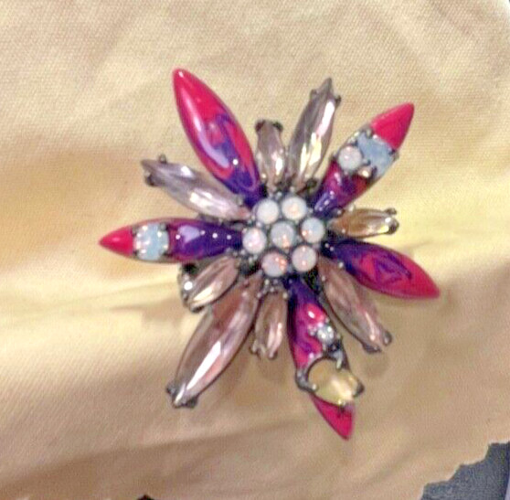 Erickson Beamon Rocks Statement Flower Ring Size 7 - image 6