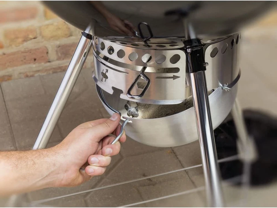 Parrilla de carbón Weber Original Kettle Premium, 22 pulgadas, negra nueva Foto 4 de 4