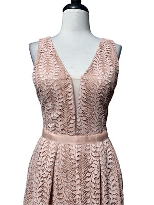 lace maxi evening dress Lovely Lace Chain Belt Maxi Dress main image 0