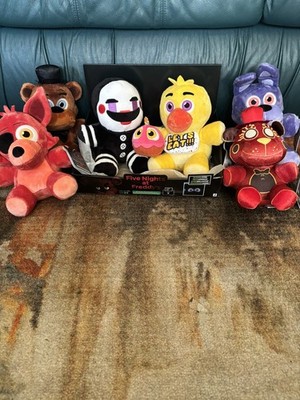 Five Nights Freddy's Glowing Freddy 8'' Plush CHICA Bonnie Foxy Puppet Box Lot 6