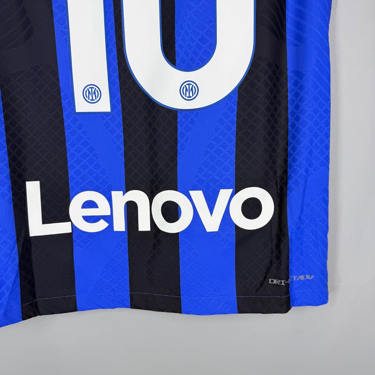 Maillot de Foot Inter Milan (LAUTARO #10) 2022/23 Domicile