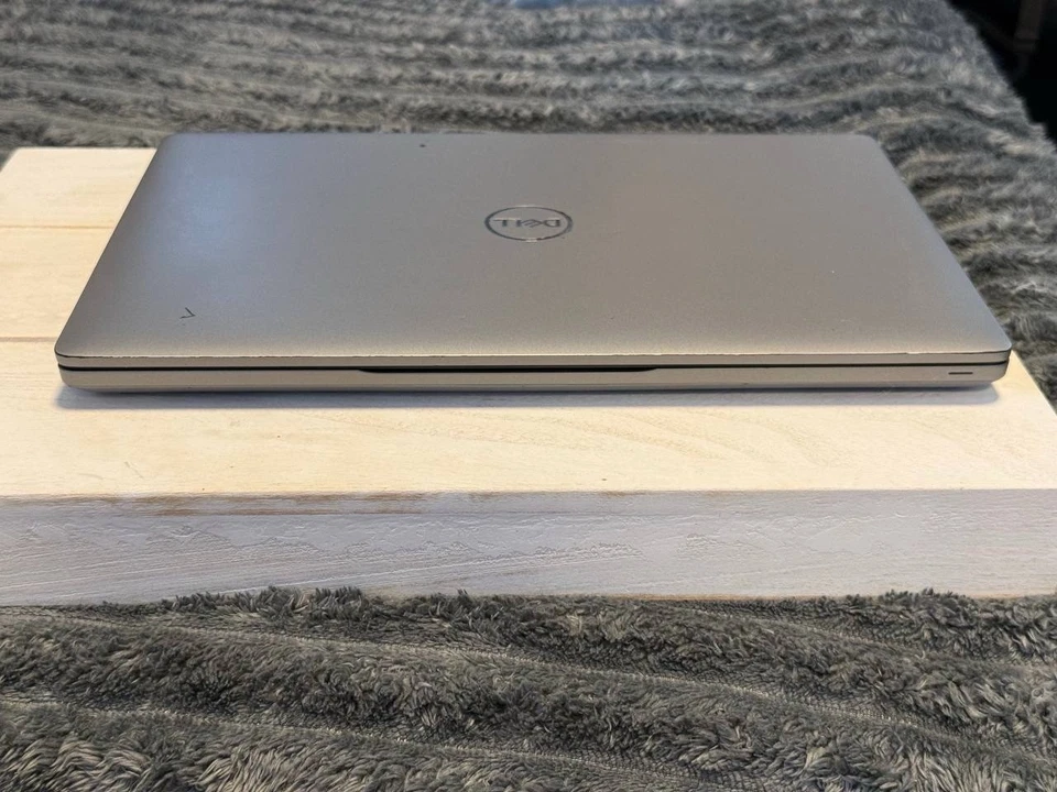 Dell Latitude 5410 · i7-10610U · 16GB · 256GB, Foto 2 von 5