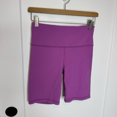 Athleta Elation 8  Biker Shorts Mid Rise Magenta Pink Size Small