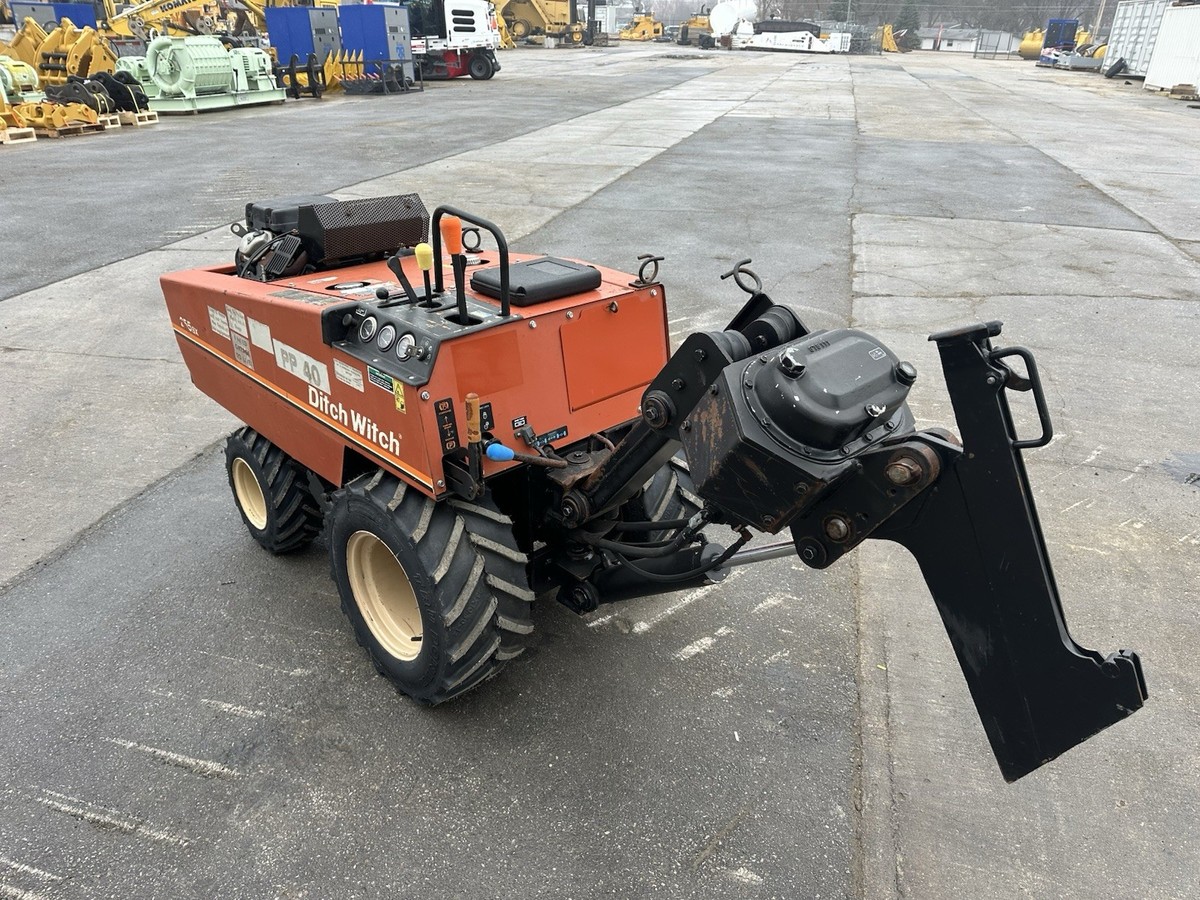 Ditch Witch 255SX Vibratory Trencher, Horizontal Boring, Cable