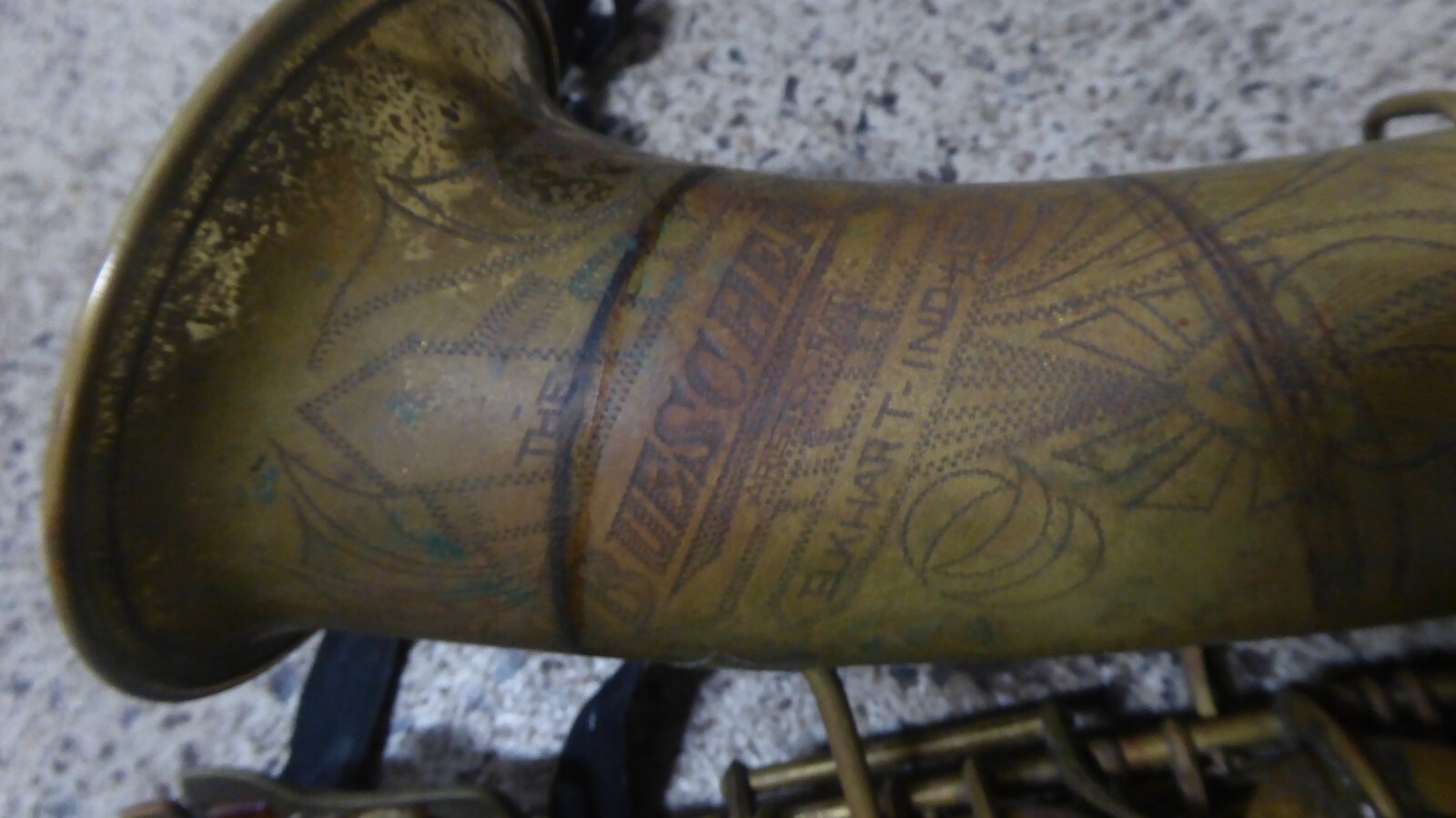 VINTAGE THE BUESCHER ELKHART IND USA SMALL SAXOPHONE LOW PITCH 283593