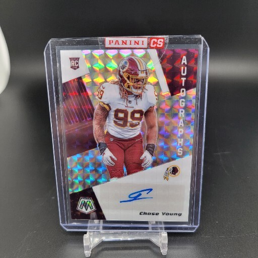 2020 PANINI MOSAIC CHASE YOUNG #RA2 AUTO RC ROOKIE