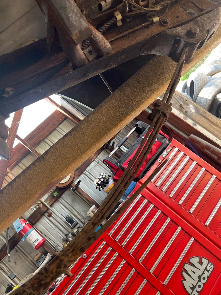 1982 - 1993 Chevrolet S10 Rear Leaf Spring 4 Leaf OEM - Image 3 of 3