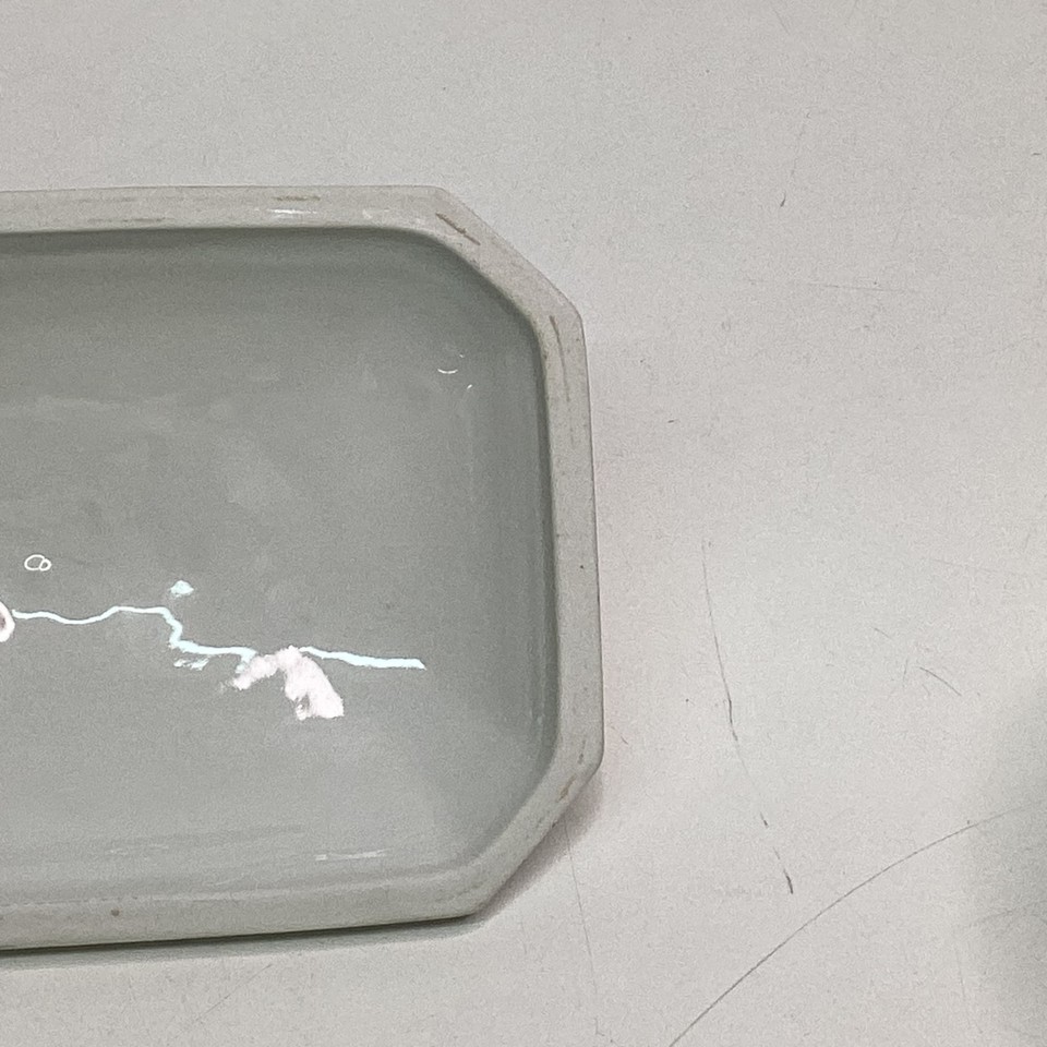 Apilco France Octagonal White Porcelain Terrine/Butter Dish w/ Lid (I1