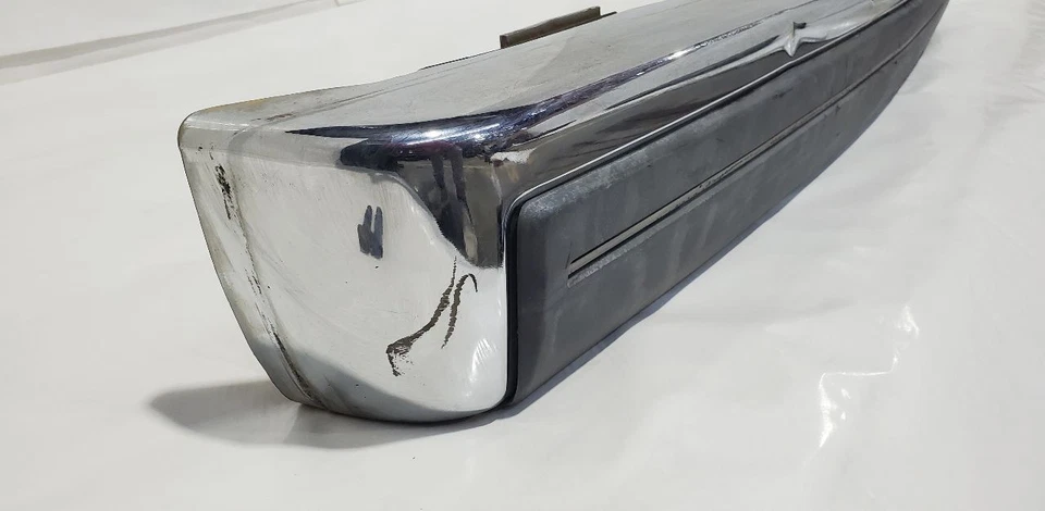 Rear Bumper Chrome OEM 1984 1985 1986 1987 1988 1989 Lincoln Mark VII - Imagem 4 de 4