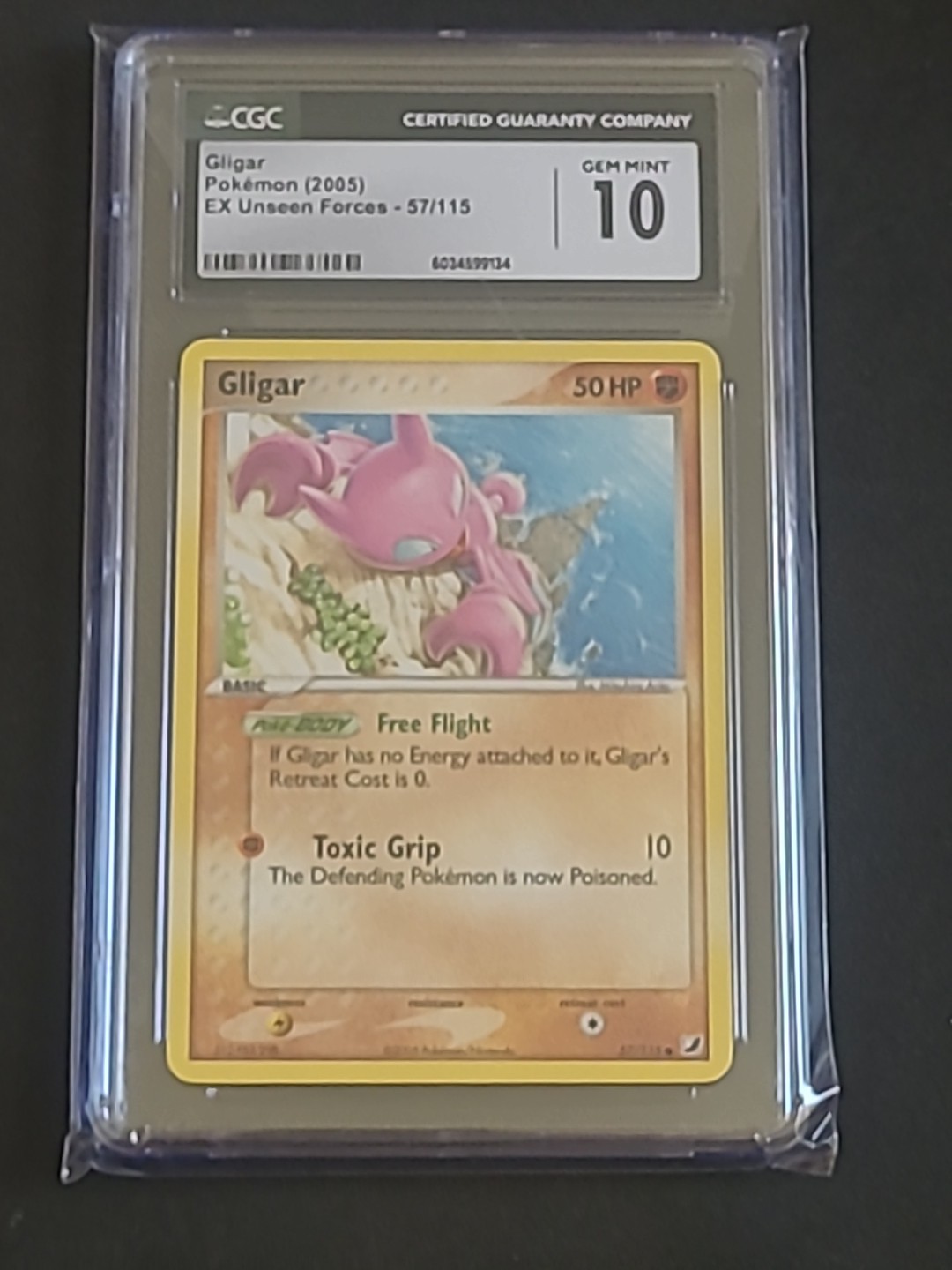 CGC 10 Gligar 57/115 EX Unseen Forces 2005 Pokemon Card