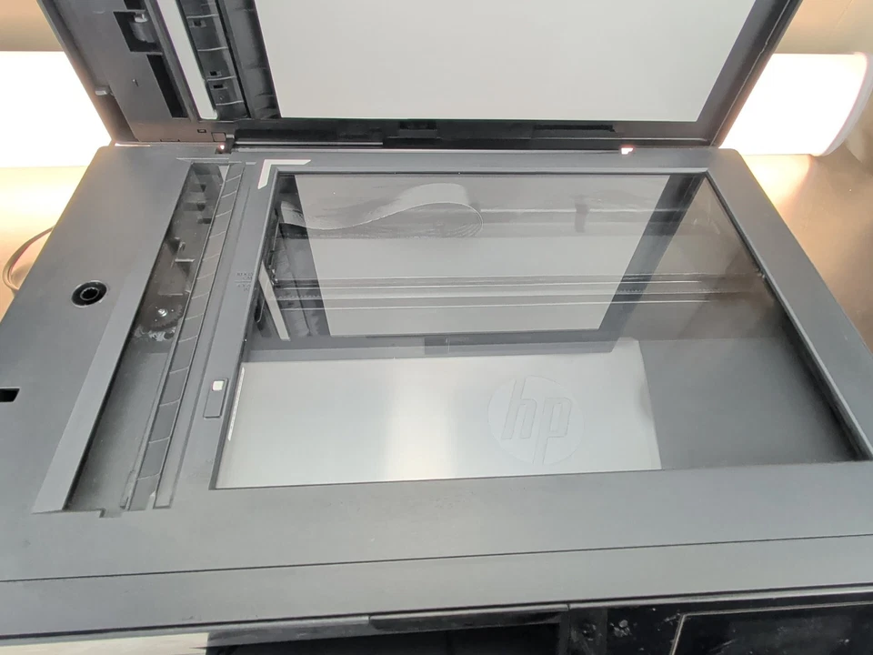 HP Officejet Pro 6830 Wireless All-in-one Inkjet Printer Parts Or Repair - Image 4 of 4