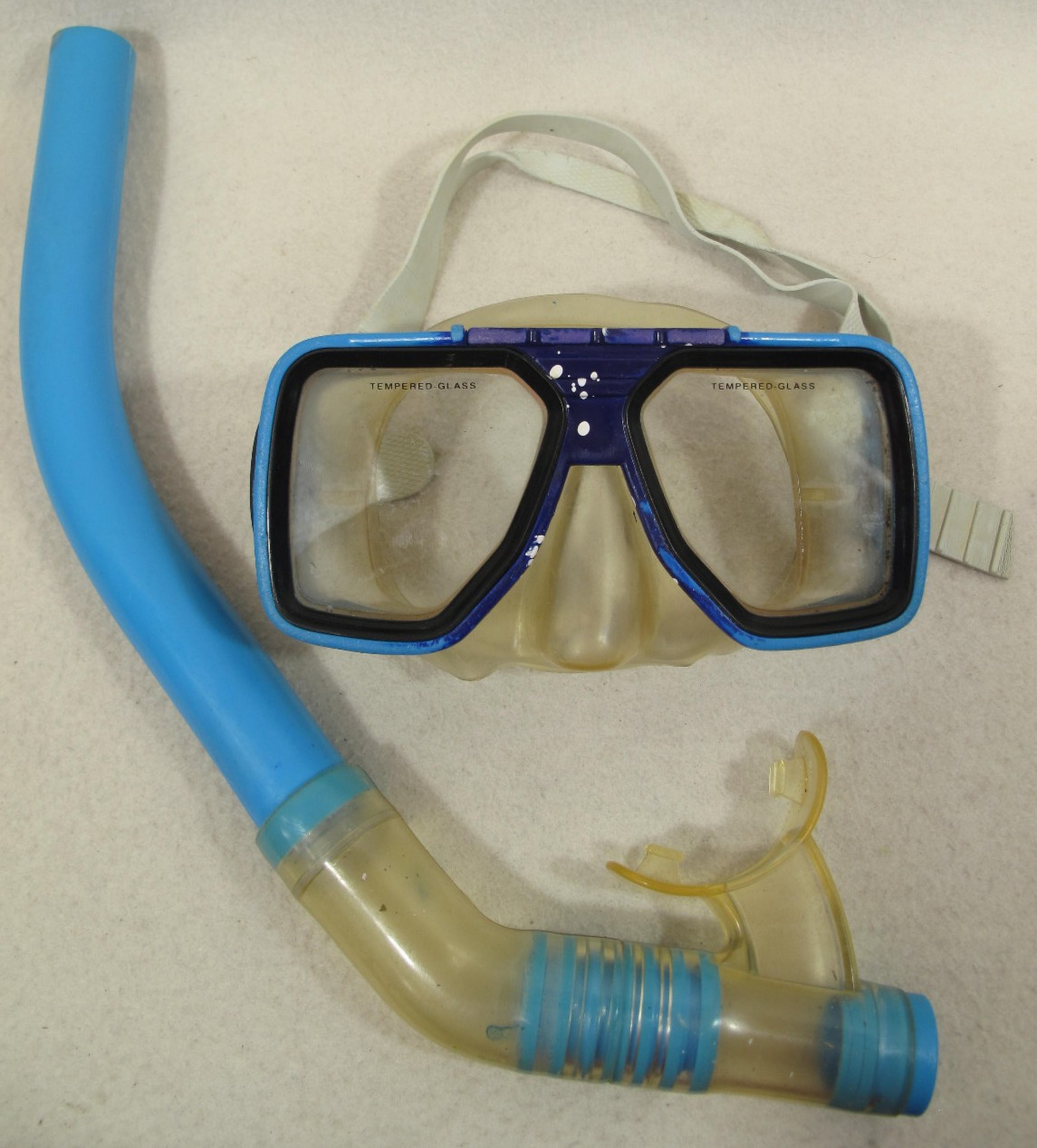 Máscara y snorkel estilo Cressi de colección para subbuzos ~ vidrio templado ~ natación ~ agua ~ océano