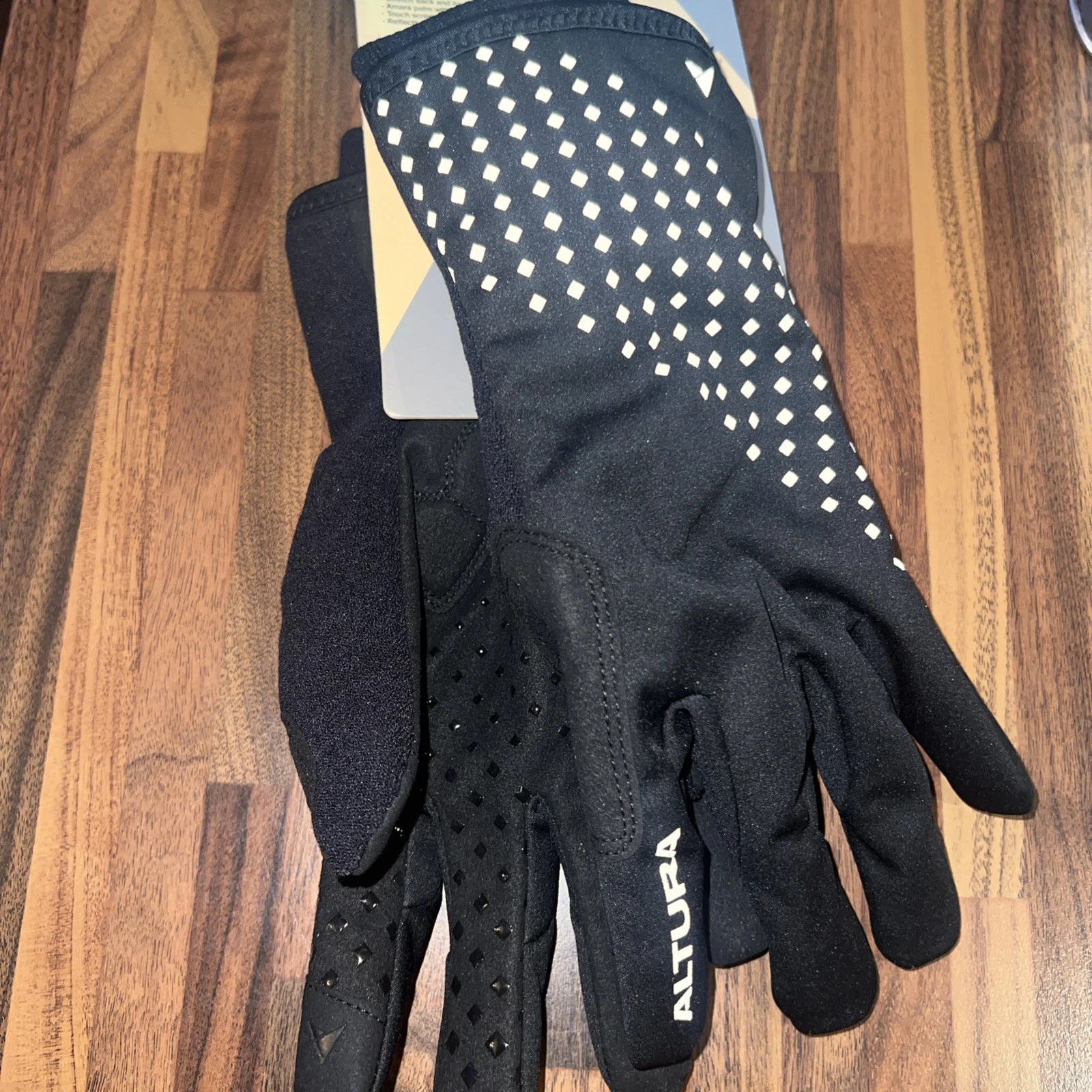 Altura Nightvision Unisex Windproof Full Finger Cycling Gloves Size M Black