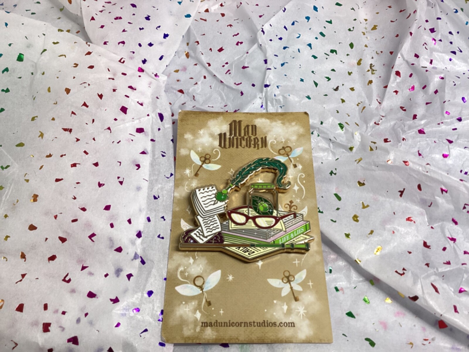 Reporters Pin Mad Unicorn Hp pin - Reporter pin | eBay