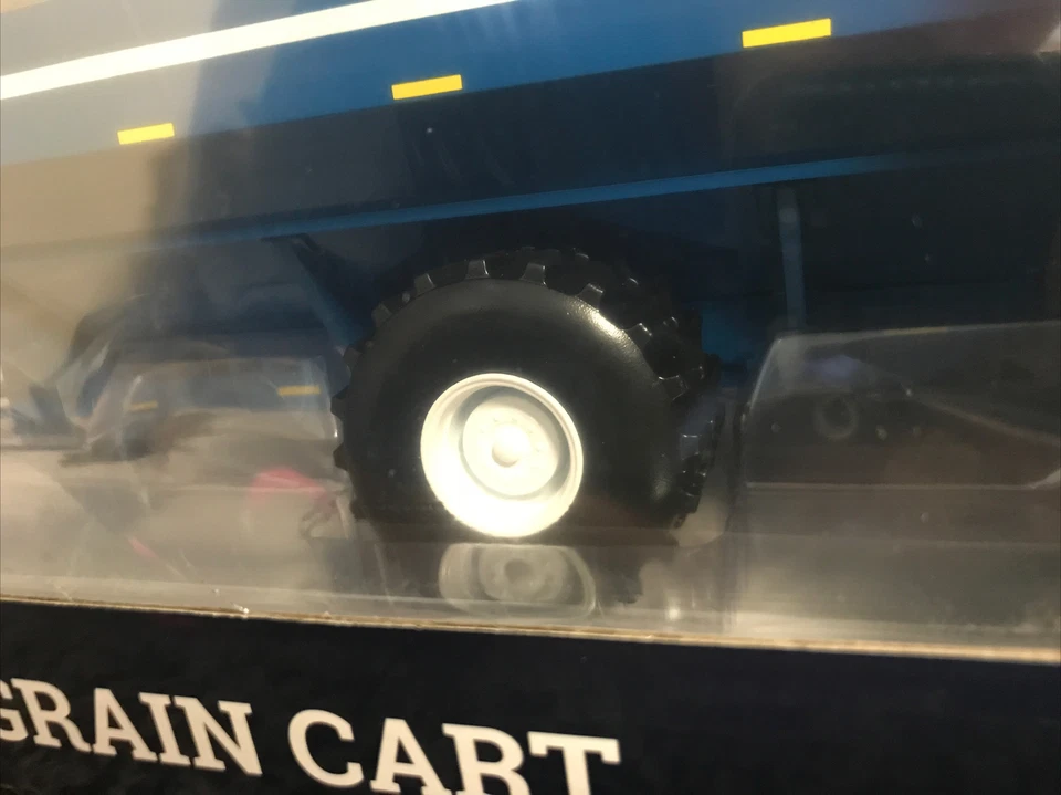 2021 SPECCAST 1:32 KINZE 1050 GRAIN CART With FLOTATION TIRES WAGON NEW! GPR1338 - Image 3 of 4