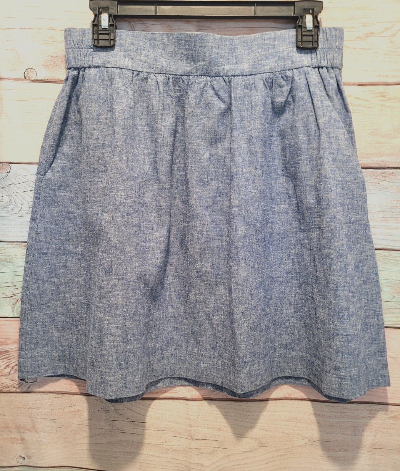LOFT Blue Chambray Linen Blend Mini Skirt Women' Size Small Elastic Waist Pocket