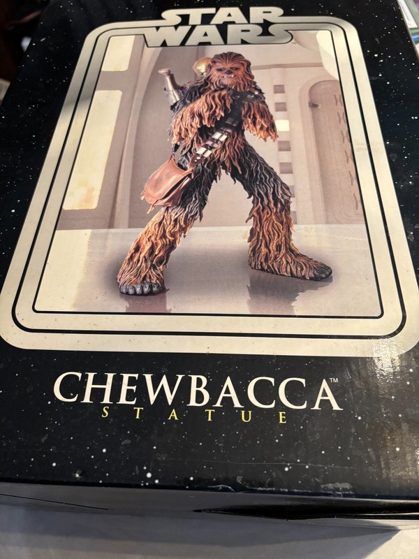 Gentle Giant "Star Wars Chewbacca Statue" (&C3PO) 1/6 Limited Edition New in box