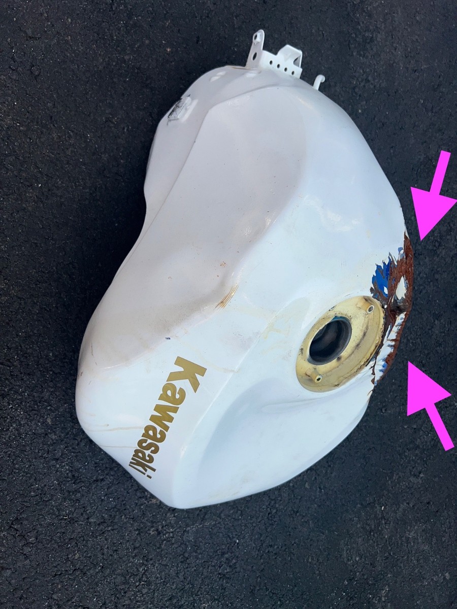 2008-2010 Kawasaki Ninja ZX10 ZX10R zx 10 R Gas Fuel Tank Petrol