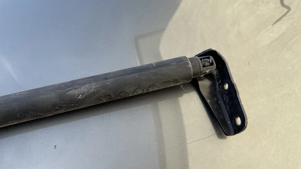 Used Genuine General Motors Actuator 84991343 OEM - Image 4 of 4