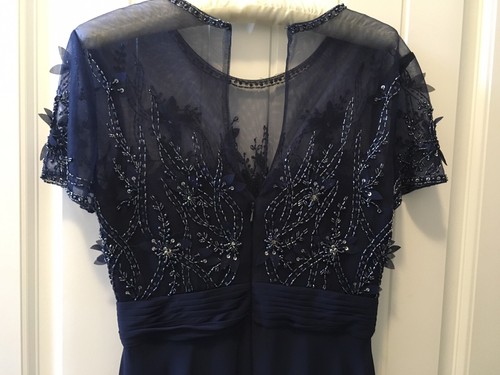 JS COLLECTIONS Navy S/S Formal, Evening Dress W/ Sequins & Embellishments; SZ 4 - Picture 6 of 12